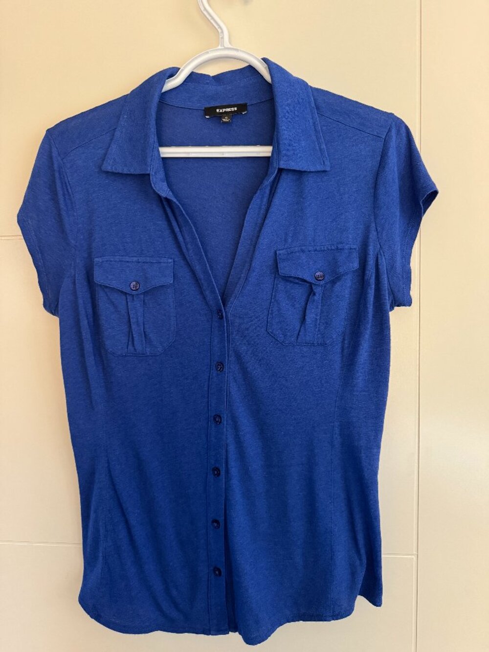 Women’s Express Short Sleeve Button Down Shirt